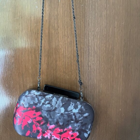 Le Chateau small rigid clutch. - Picture 3 of 4